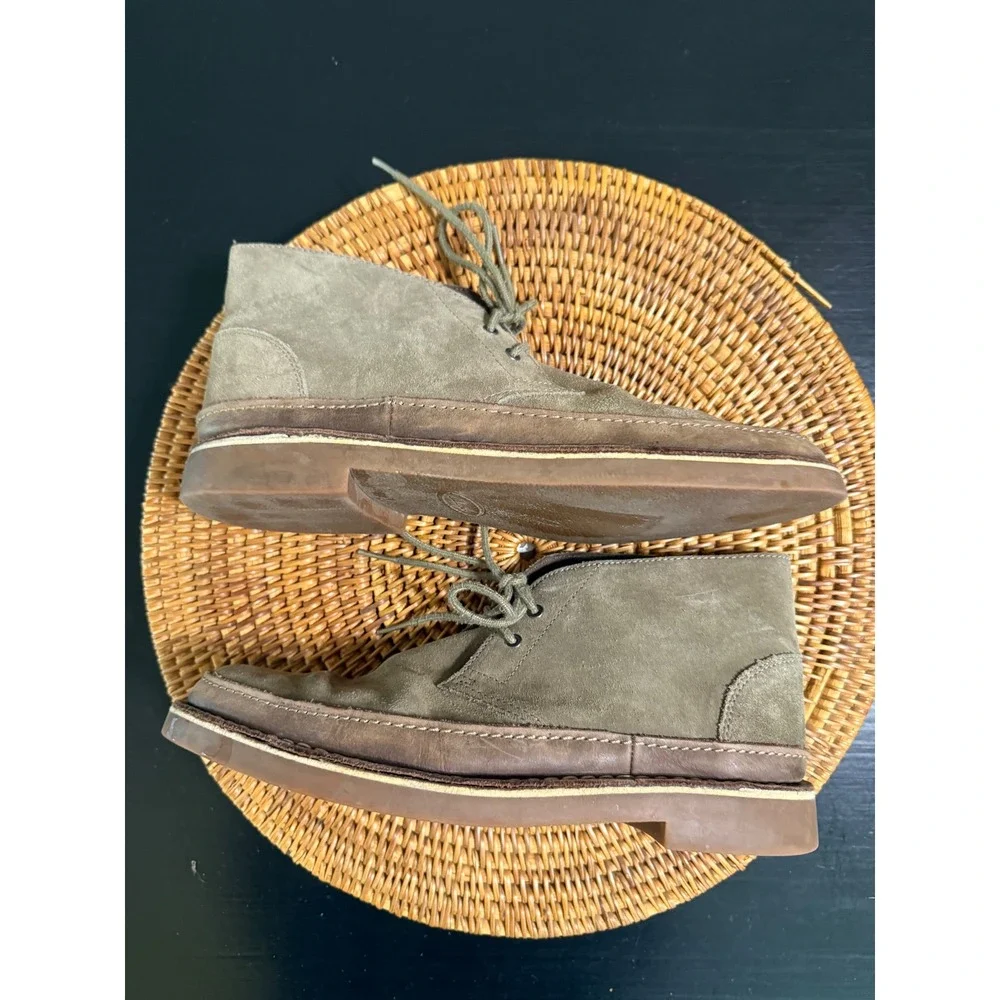 Clarks Mens Desert Boots Olive Suede Leather Chukka 26107698 Size 9M